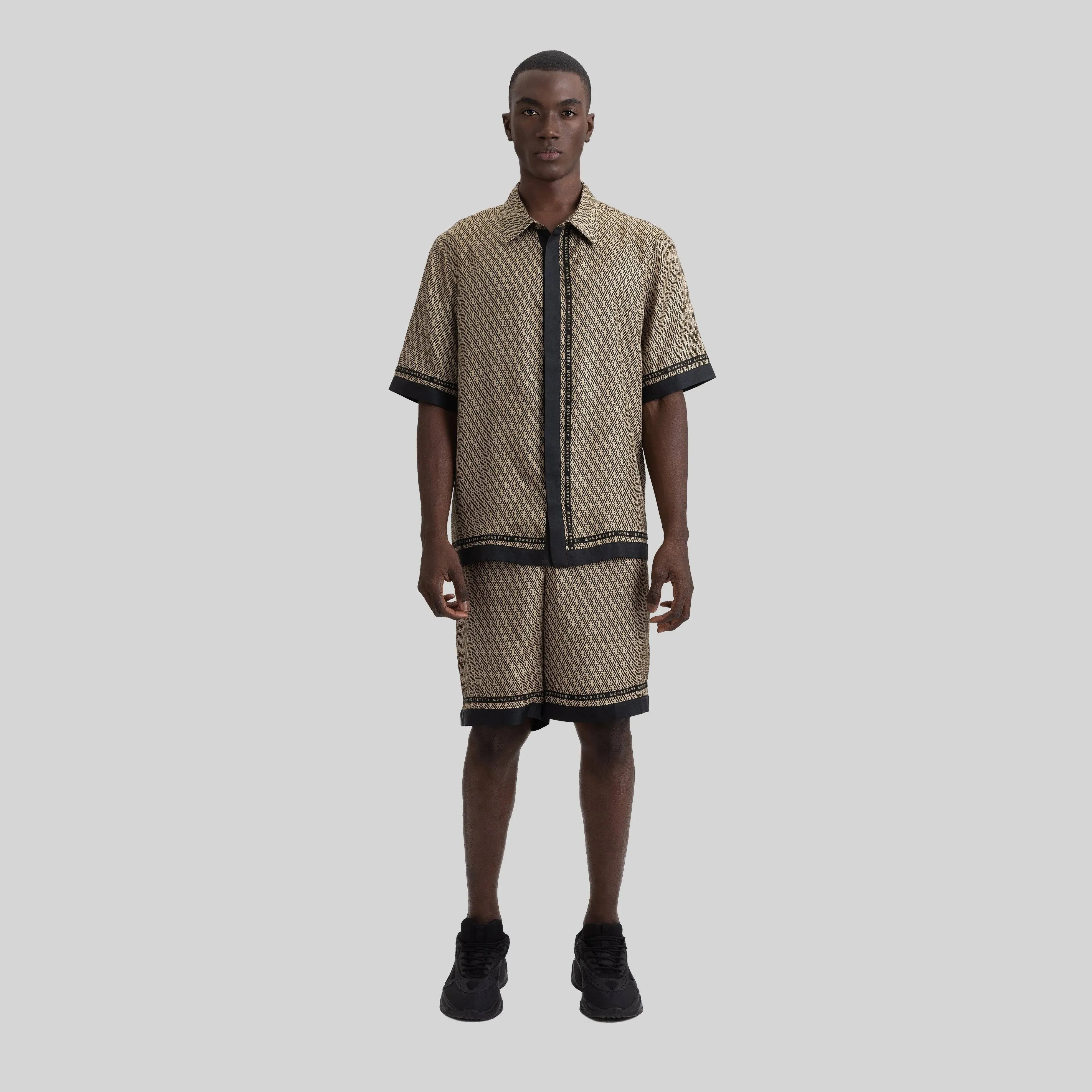 SILK SET MEN OVERSIZE SOLEIL BLACK SAFARI - Monastery