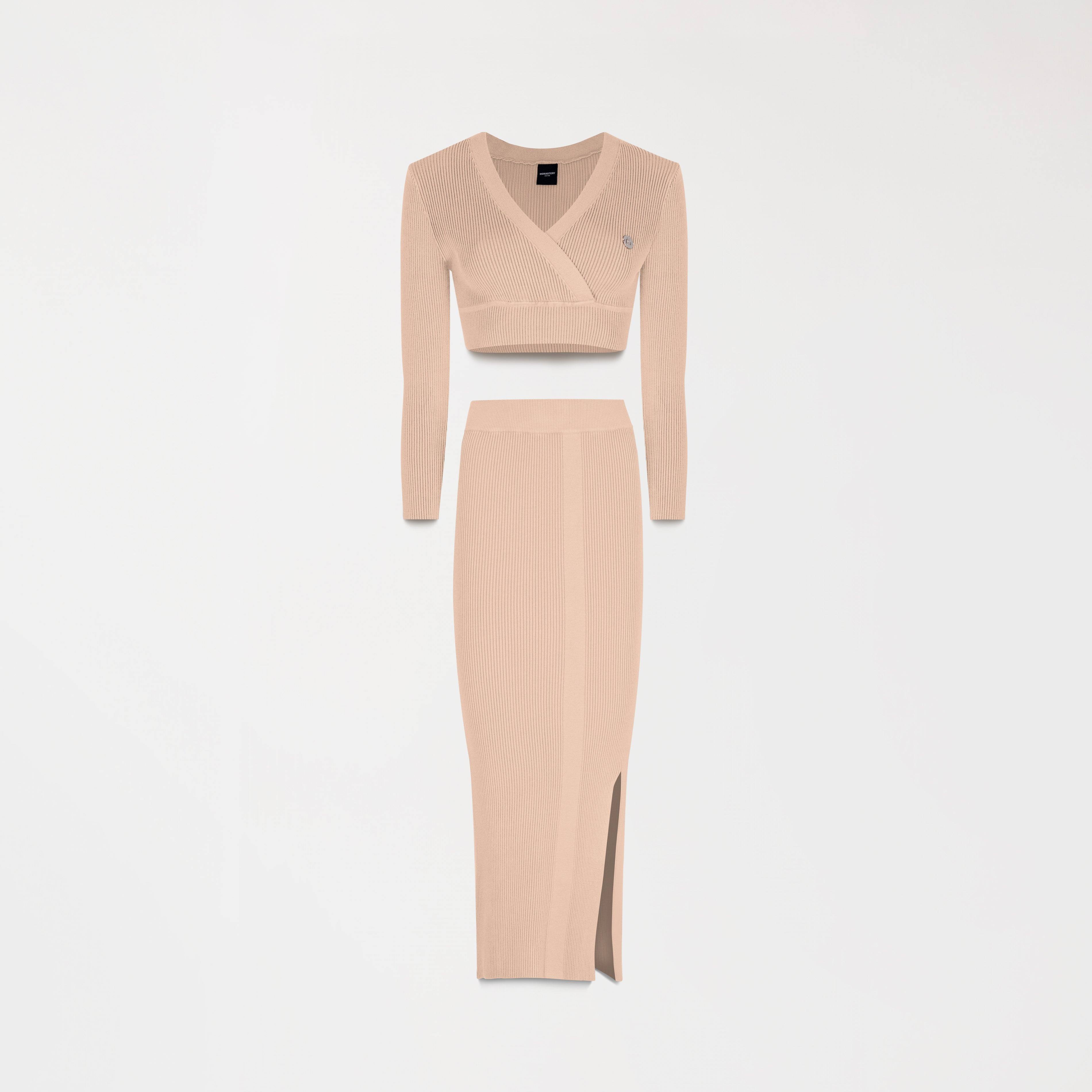 CONJUNTO SOSIE BEIGE OSCURO FRENTE - MONASTERY