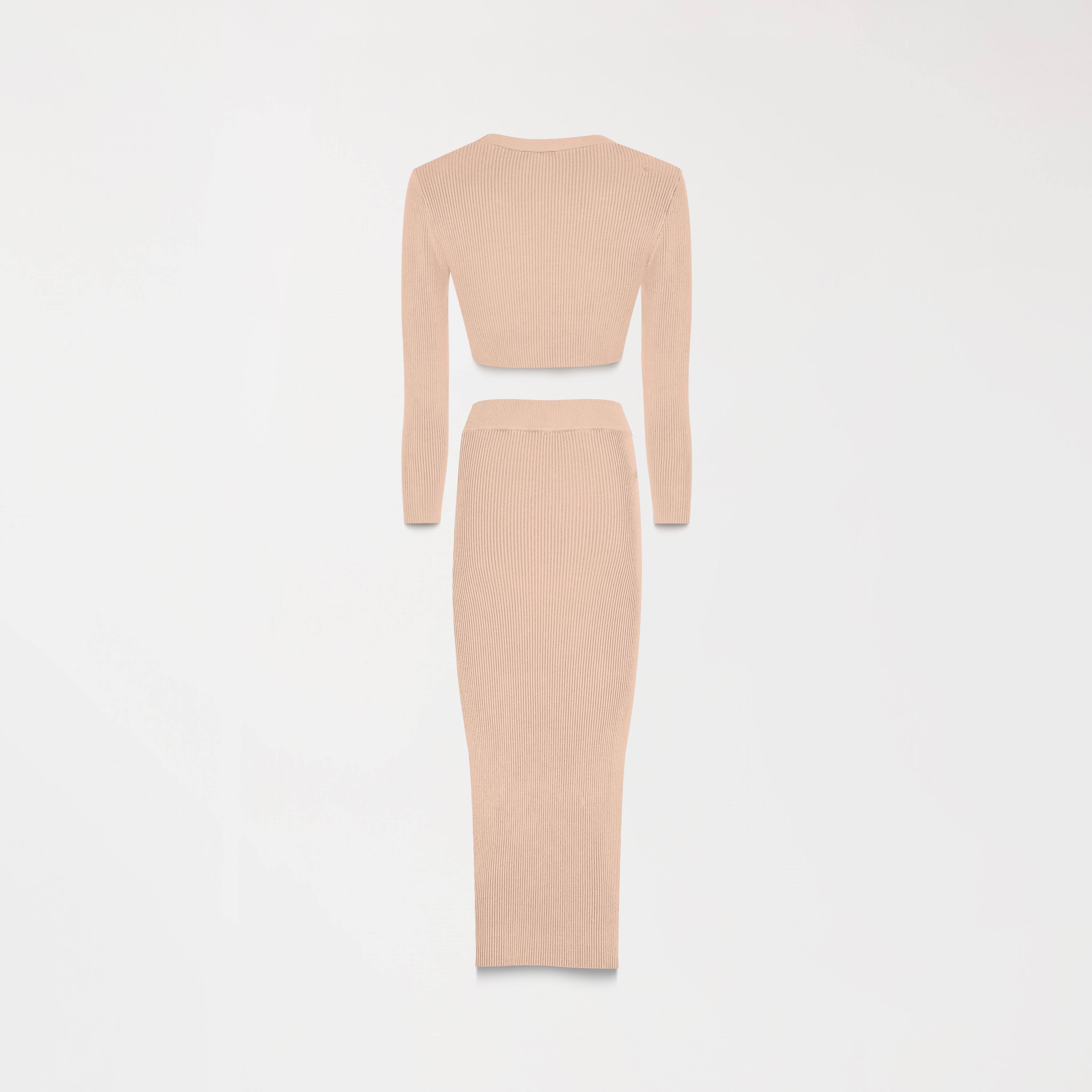 CONJUNTO SOSIE BEIGE OSCURO POSTERIOR - MONASTERY